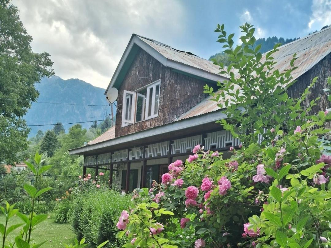 Pk Cottage Pahalgām 외부 사진